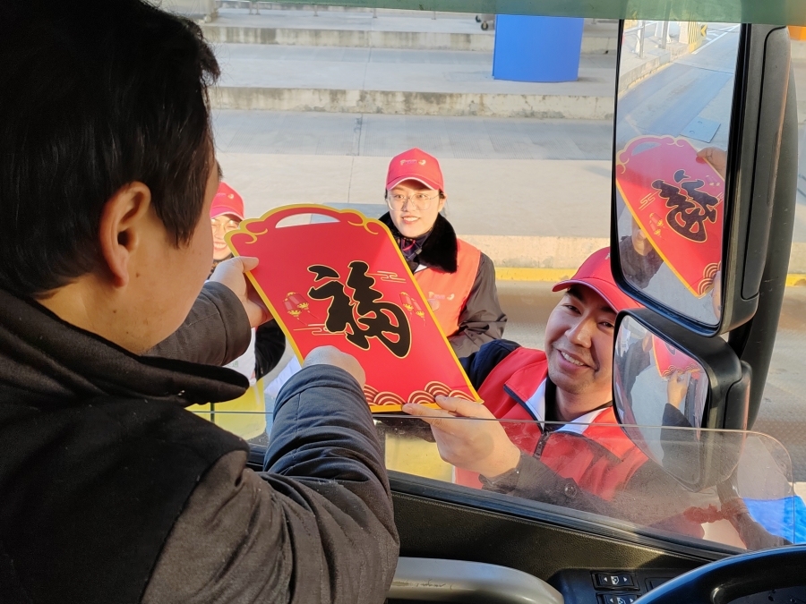 史上最“火”春运 安徽如何做好保障?(图1) 史上最“火”春运 安徽如何做好保障?(图1)