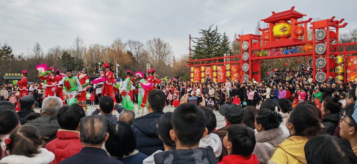 人气爆棚!春节假期洛阳三大公园接待游客7138万人次(图1) 人气爆棚!春节假期洛阳三大公园接待游客7138万人次(图1)