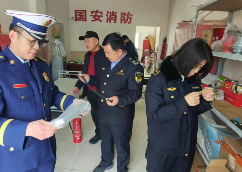 内蒙古五原县市场监管局开展春季消防产品质量安全大检查(图1) 内蒙古五原县市场监管局开展春季消防产品质量安全大检查(图1)