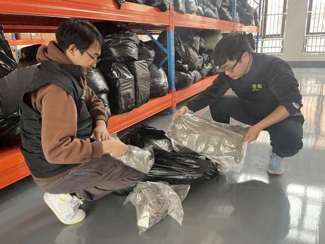 涉案金额达3200余万元!松江警方依法保护消费者权益(图1) 涉案金额达3200余万元!松江警方依法保护消费者权益(图1)