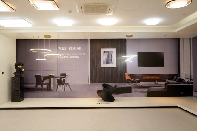 鸿雁电器总裁王米成的42条思考:经销商靠产品拼价格的路已经走不通了!(图5) 鸿雁电器总裁王米成的42条思考:经销商靠产品拼价格的路已经走不通了!(图5)
