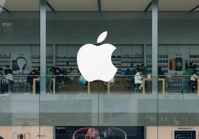 Apple智能将于4月正式支持简体中文苹果官宣!还透露这些重要信息……(图1) Apple智能将于4月正式支持简体中文苹果官宣!还透露这些重要信息……(图1)