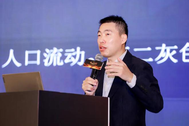 砥砺前行 中国建筑装饰协会建筑电气分会2024年会盛大举行(图5) 砥砺前行 中国建筑装饰协会建筑电气分会2024年会盛大举行(图5)